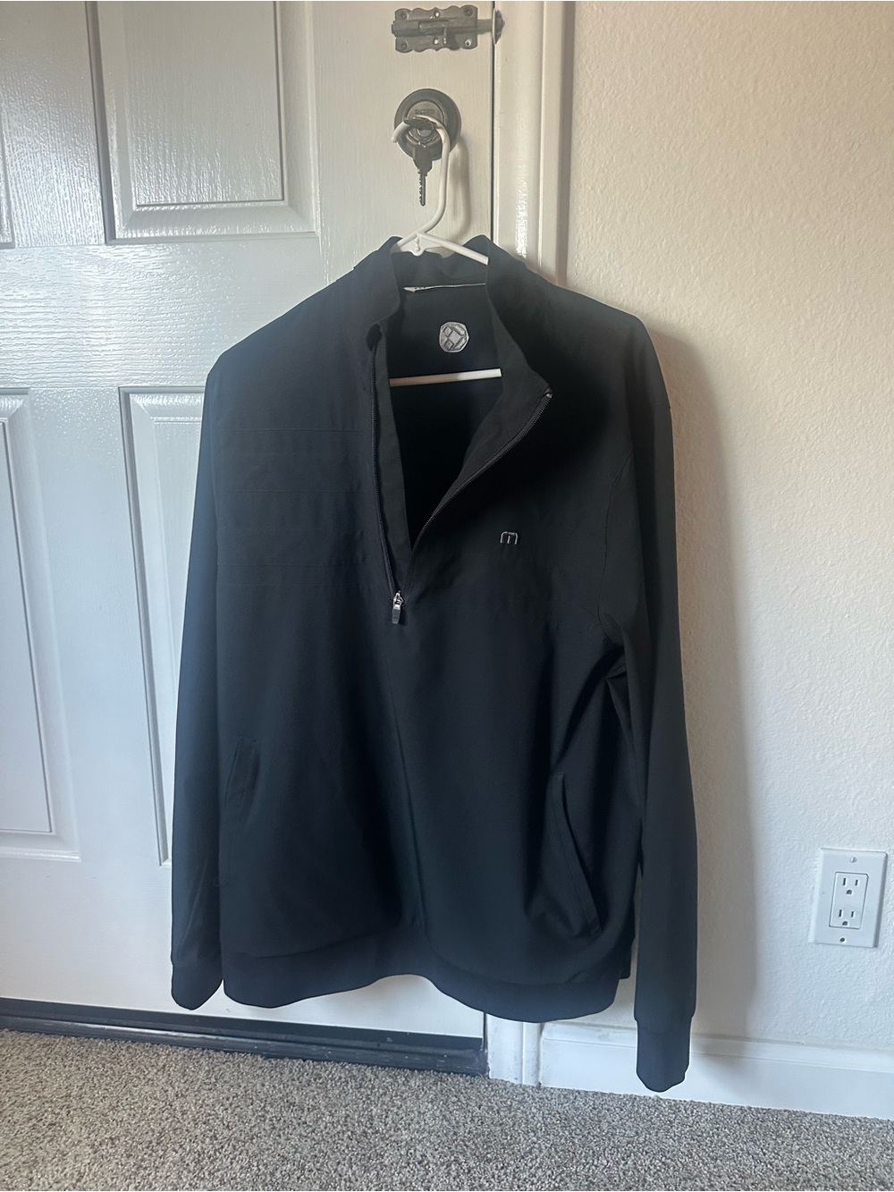 Travis mathew logo Men's Quarter-Zip Jacket
